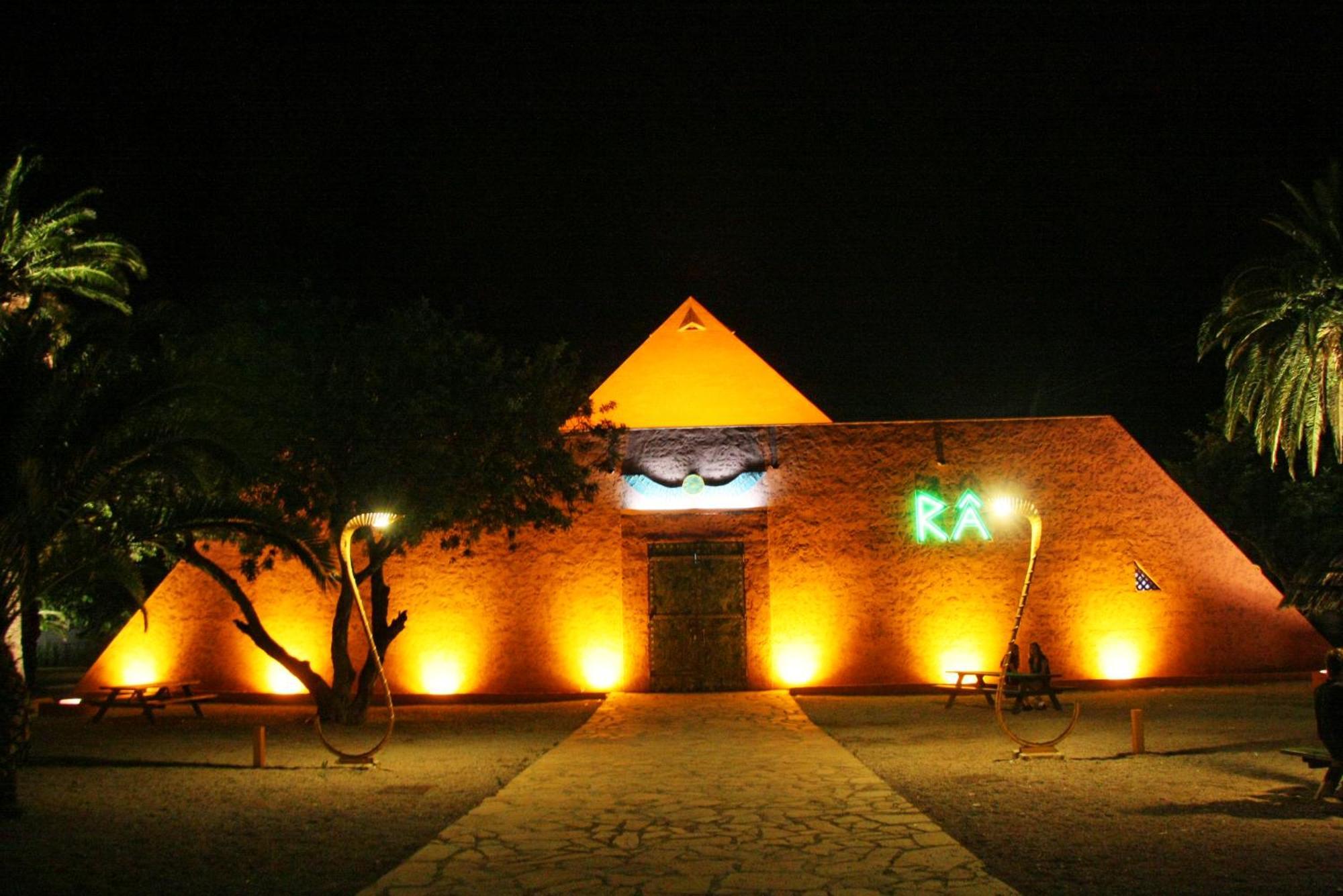 Camping & Resort La Torre Del Sol Miami Playa Exteriör bild